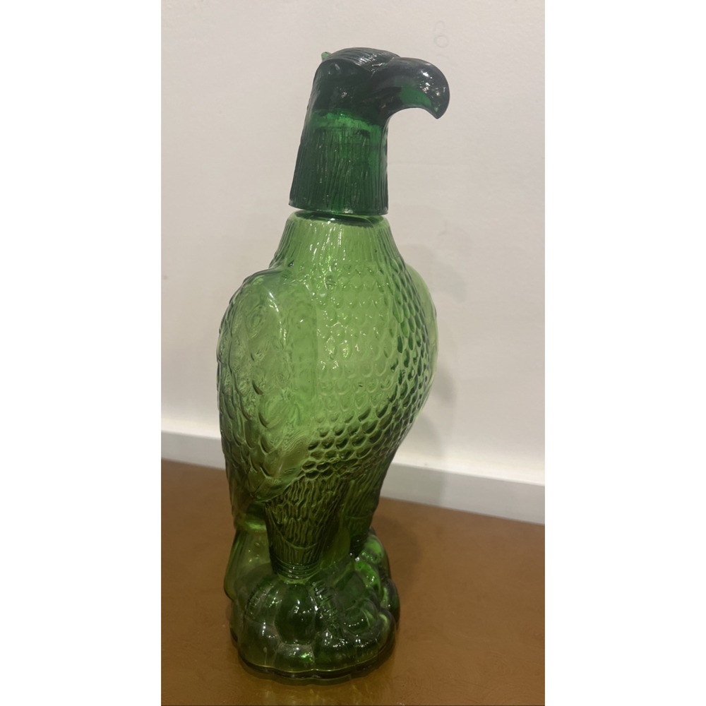 VINTAGE EMERALD GREEN GLASS EAGLE FIGURINE BOTTLE Decanter 11 Inches
